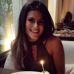 Meet your Posher, Daniela